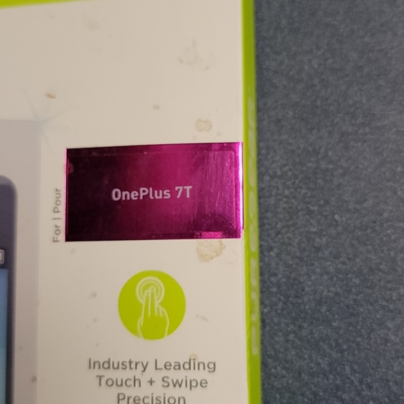 Screen protector - Picture 3 of 5